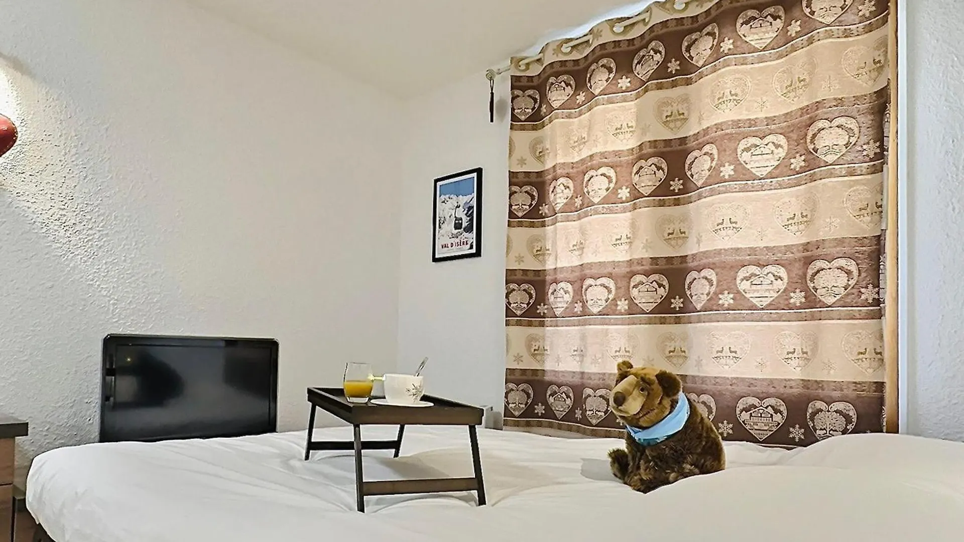 Studio Cabine Renove, 4 Pers, Proche Centre Et Pistes, Parking, Wifi - Fr-1-411-690 Val-d'Isere Apartment