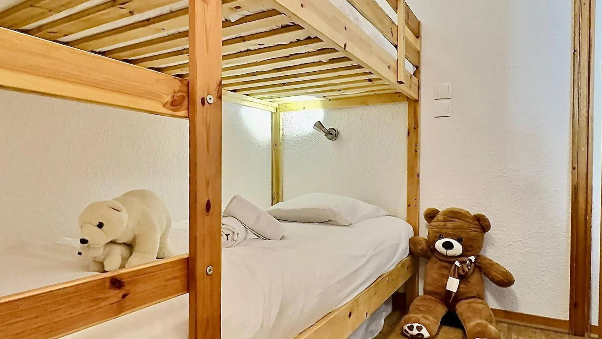 Studio Cabine Renove, 4 Pers, Proche Centre Et Pistes, Parking, Wifi - Fr-1-411-690 Val-d'Isere 0*,